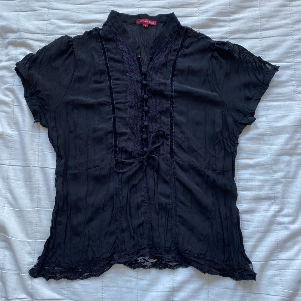Black Lace-Trim Short Sleeve Blouse